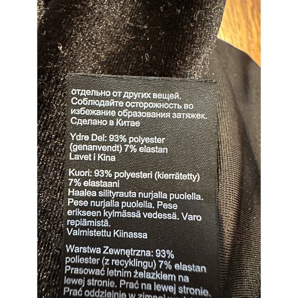 ALLSAINTS Women's Delta Long Sleeve Velvet Top – Black – Size 10 Elevated Style - Picture 5 of 8